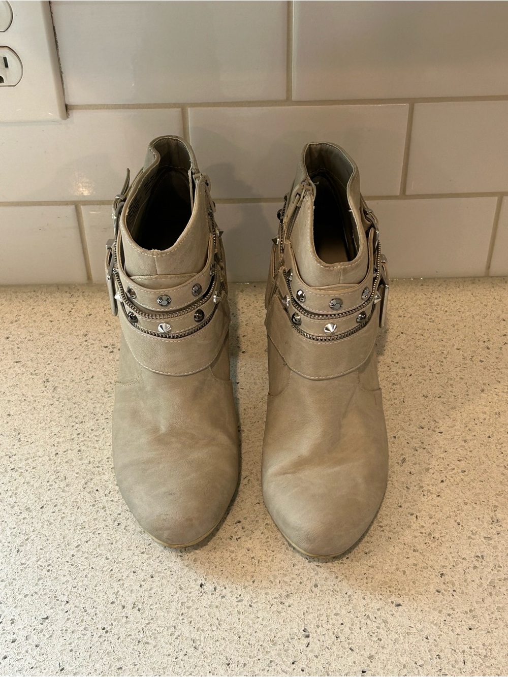 Women's Kohls Studded Ankle Boots in Taupe, Size 7 1/2